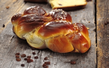 Veganer Dinkelmehl Allerheiligen Striezel 500g (mit Rosinen, mit Hagelzucker), Scherbauerhof